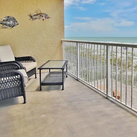 The Pointe 104 Apartment
